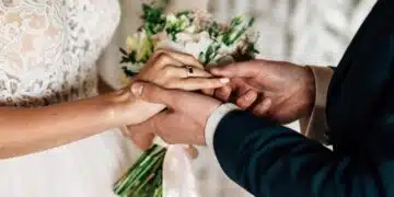 Célébrer vos noces de vermeil idées originales et significations