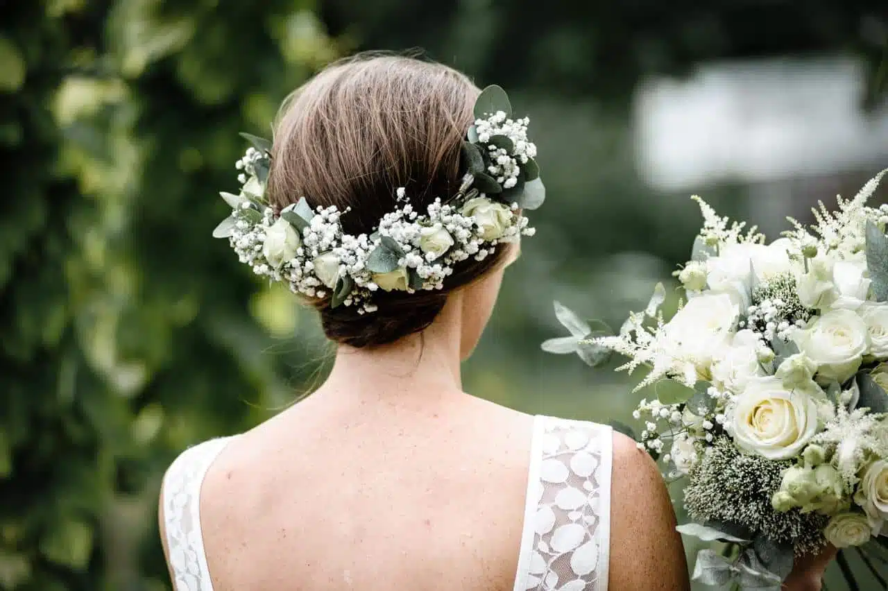 fleurs pour coiffure mariage